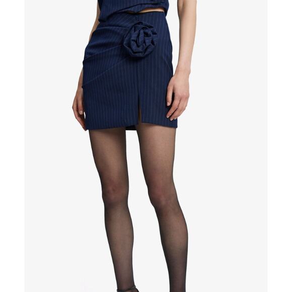 BARDOT Women's Layton Pin Stripe Mini Skirt Large US 8 Navy Blue NWT - Picture 1 of 13